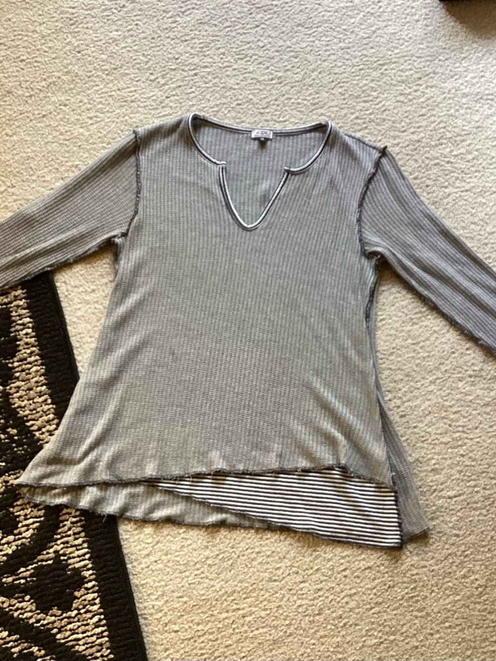 Lolla Style Striped Trim Gray Ribbed Long-Sleeve Women's Top